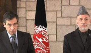 Filon répond à la presse à Kaboul