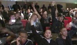 Les supporters du PSG interrompent Thiriez