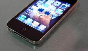 iPhone 4 : produit d'appel mondial