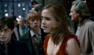 Harry Potter et les Reliques de la Mort : bande annonce 1 VO
