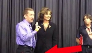 Il est très excité face à Sarah Palin