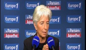 Lagarde : "la France sort de la crise"