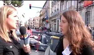 Les lycéens bloquent une avenue à Montpellier