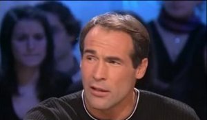 Mike Horn à propos de son livre "Conquérant de l'impossible"