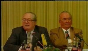 Jean-Marie Le Pen soutient un walfen SS à Munich - Archive INA