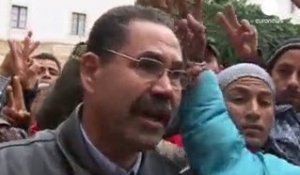 Les Tunisiens maintiennent la pression sur le gouvernement