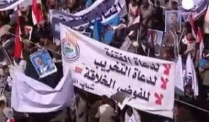 Yémen : pros et anti-Saleh se disputent les rues de Sanaa