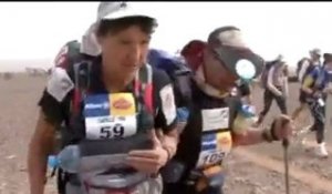 Les coureurs souffrent au Marathon des sables