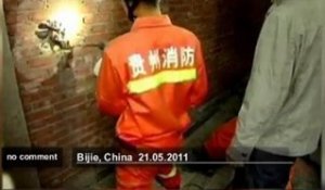 Chine : un enfant coincé cinq heures entre... - no comment