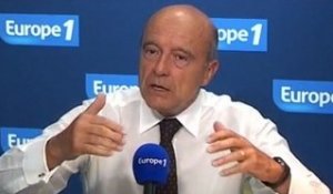 Juppé : "préparer la paix" en Libye