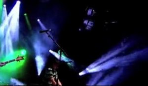 iConcerts - Klaxons - Echoes (live)