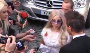 Lady Gaga en dentelle