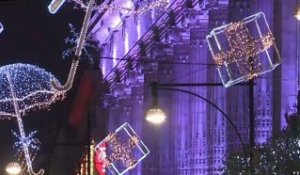 Les rues de Londres s'illuminent pour les fêtes