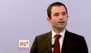 Hamon : "Jamais un président n'aura autant maltraité les Français"
