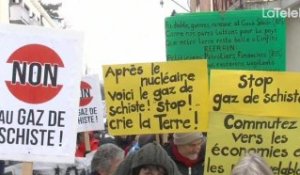 GAZ DE SCHISTE : LES SAVOYARDS RÉSISTENT AUX PÉTROLIERS