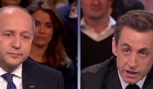 Sarkozy et l'UMP s'en prennent à la "gauche Carlton"