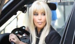 Découvrez Kim Kardashian en blonde platine !
