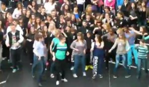 Le flashmob de Moulins - 8 mai 2012