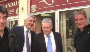 Hervé Morin, Président du Nouveau Centre, en visite à Carcassonne, pour soutenir la candidature aux législatives de Jean-François Daraud.