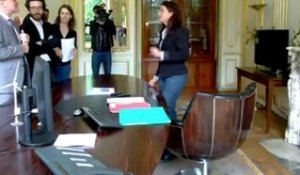 Cécile Duflot annonce un décret pour encadrer les loyers