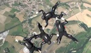 Fédération Française de Parachutisme-Championnats de France 2012 - Vol Relatif à 4