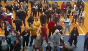 Mouscron: flash mob après une journée sportive pour personnes handicapées