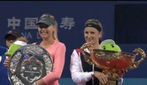 Pékin – Azarenka renoue avec la victoire