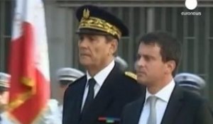 Manuel Valls critiqué suite à l'arrestation d'Aurore...