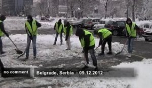 Fortes chutes de neige en Serbie - no comment