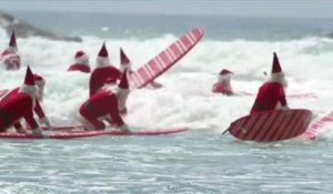 Australian Christmas: Surfing Santas Song