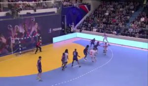 Le Chambérien Timothey N'Guessan inscrit un magnifique but face à Paris lors de la 19e journée de D1