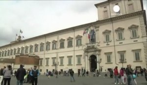 Italie : Napolitano se donne le temps de la réflexion