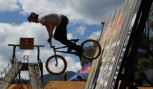 BIG BMX - Dirt competition in Australia - Red Bull Dirt Pipe 2011