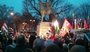 Paris • La gauche radicale rend hommage à Chávez
