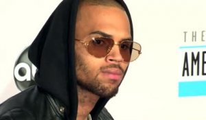Chris Brown ne suit plus Rihanna sur Twitter