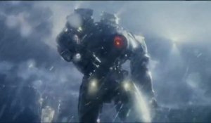 Pacific Rim - Official Japanese Trailer [VO|HD720p]