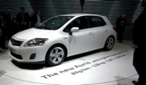 Toyota Auris HSD - En direct du salon de Genève 2010