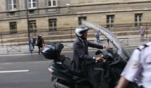 Technique : L'arrivée de Jérôme Cahuzac à l'Assemblée nationale