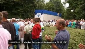 Hommage aux victimes de Srebrenica - no comment