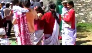 Aaj Biraj Main Holi | Holi Aayi Re Nadi Jamuna Ke Teer | Maa Naina Series | Kumaoni Holi | Girish Bhatt