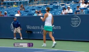 WTA Cincinnati  - Stosur élimine Kuznetsova
