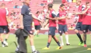 Arsenal - Walcott touché au genou