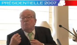 Présidentielle 2007 - Le Pen face aux lecteurs du Parisien : Le FN et l'UMP dialoguent-ils en coulisse ?