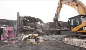 Fabrik : la destruction a commencé