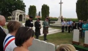 Cuinchy : Prière aux deux soldats inconnus britanniques