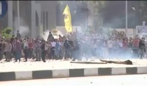 Une manifestation d'étudiants pro-Morsi réprimée au Caire