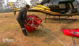 Les incendies en Australie vus depuis un hélicoptère des pompiers