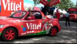 Tour de France. La caravane précède toujours le peloton