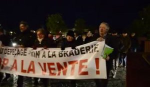 Concarneau : manifestation contre la vente de l'ancienne mairie