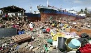 Le passage du typhon Haiyan filmé par un Français aux Philippines
